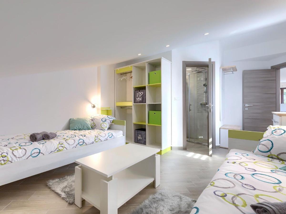 Apartment Joy By Interhome Pula Exterior photo